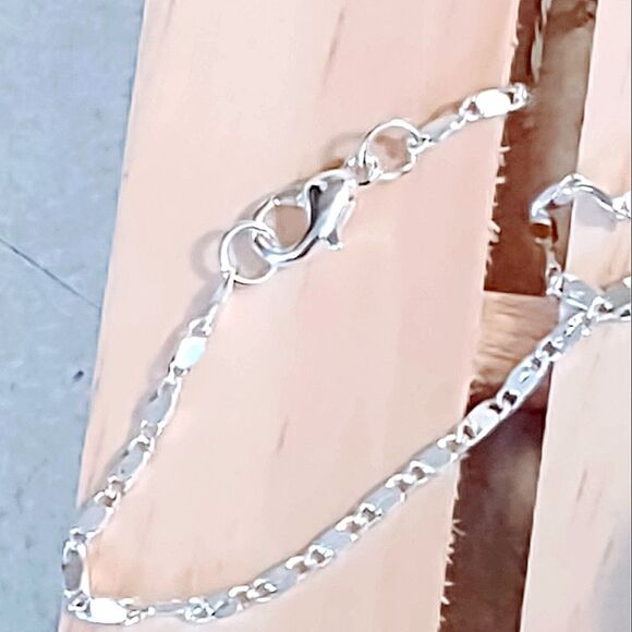 SEA GLASS ON SILVER PLATED CHAIN BEACHY NECKLACE - Picture 8 of 9